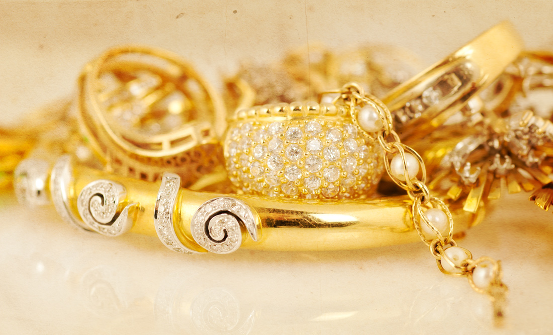 Looking Good Doesn’t Have To Cost A Fortune – Buy Estate Jewelry